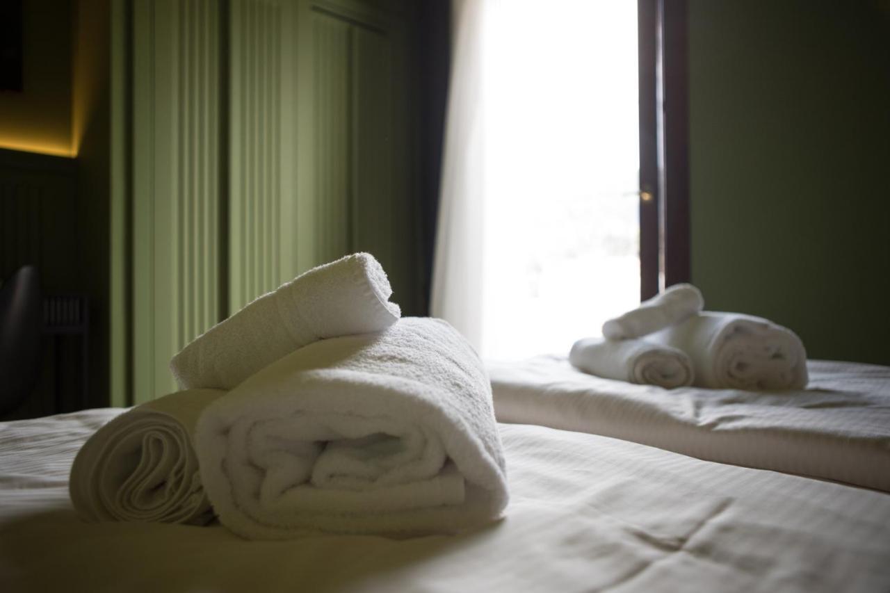 Hotel Miro' Garda  Luaran gambar