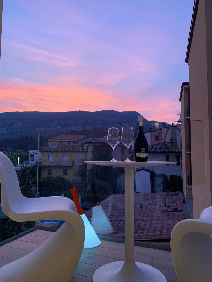 Hotel Miro' Garda  Luaran gambar