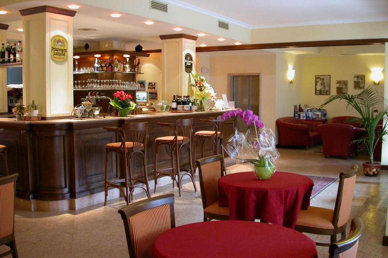 Hotel Miro' Garda  Luaran gambar